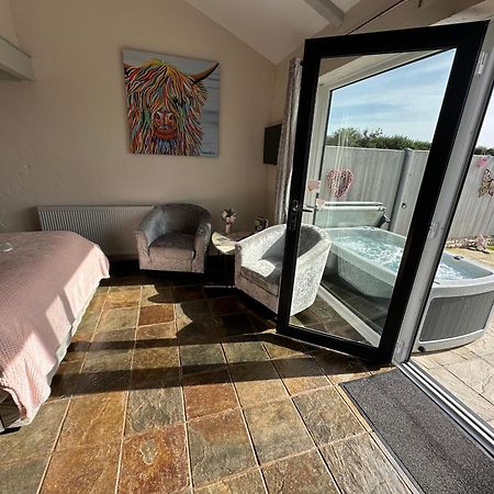 Dwylig Isa Holiday Cottages Rhuddlan Εξωτερικό φωτογραφία