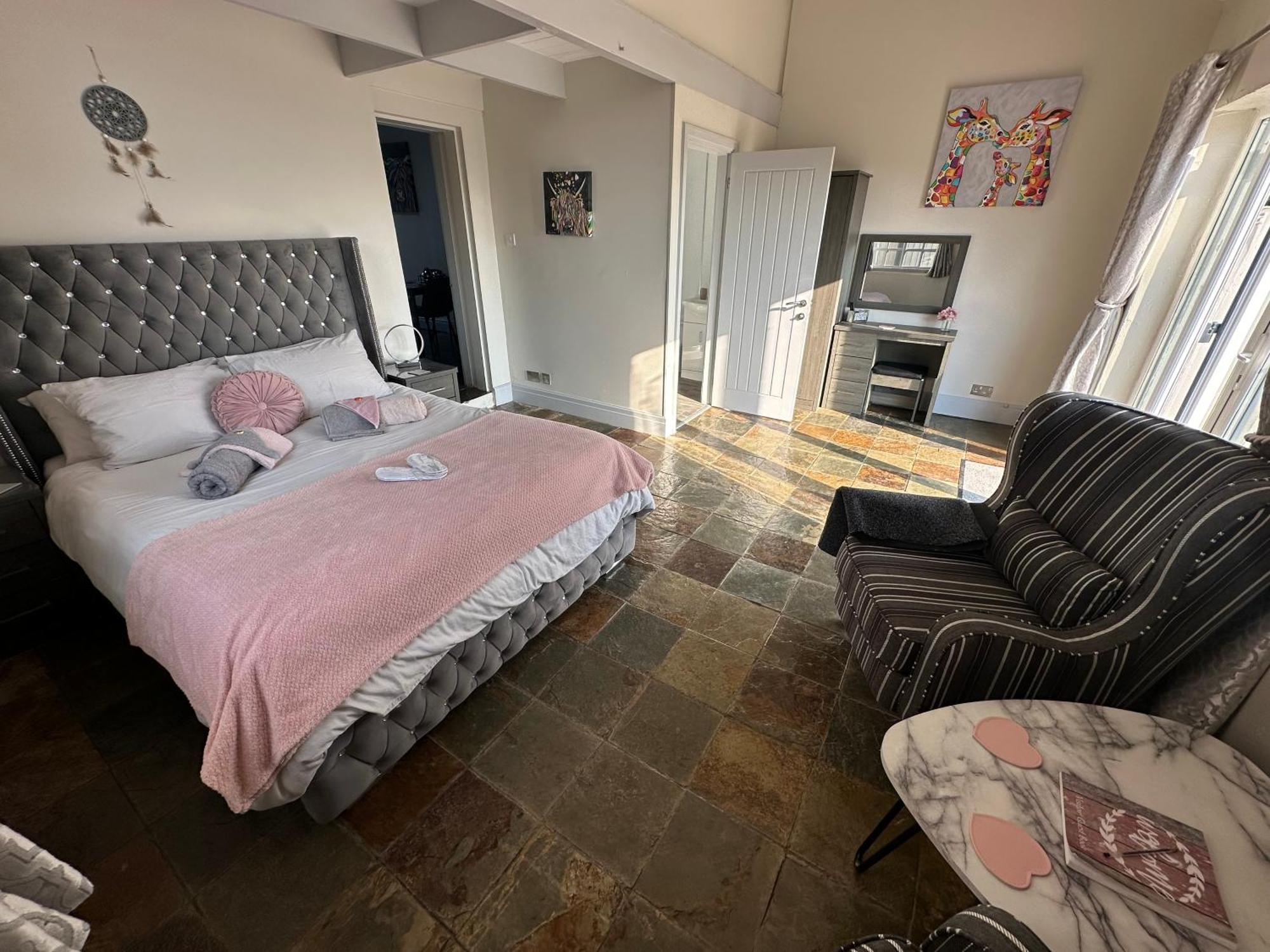 Dwylig Isa Holiday Cottages Rhuddlan Δωμάτιο φωτογραφία